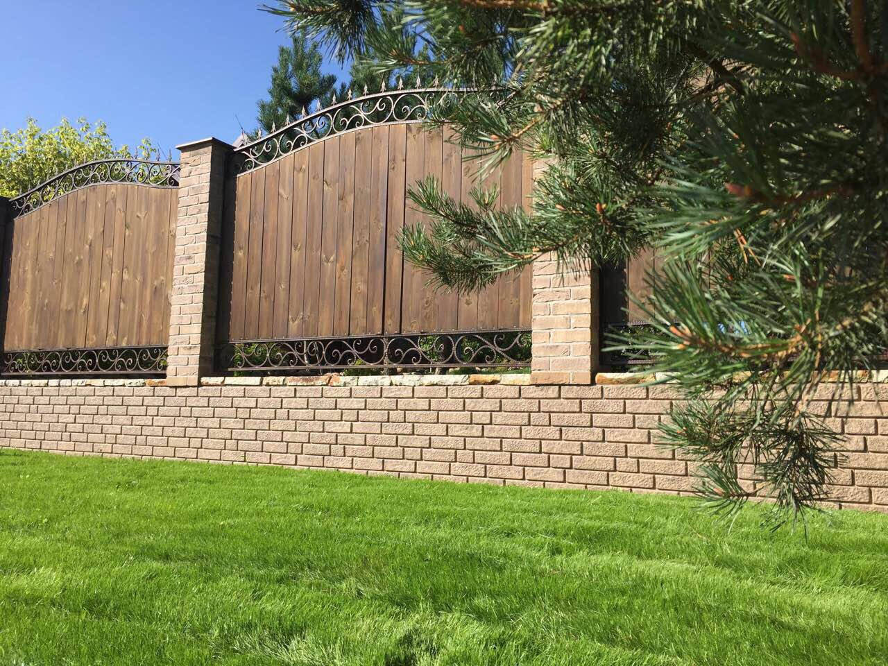 Кирпич бежевый 