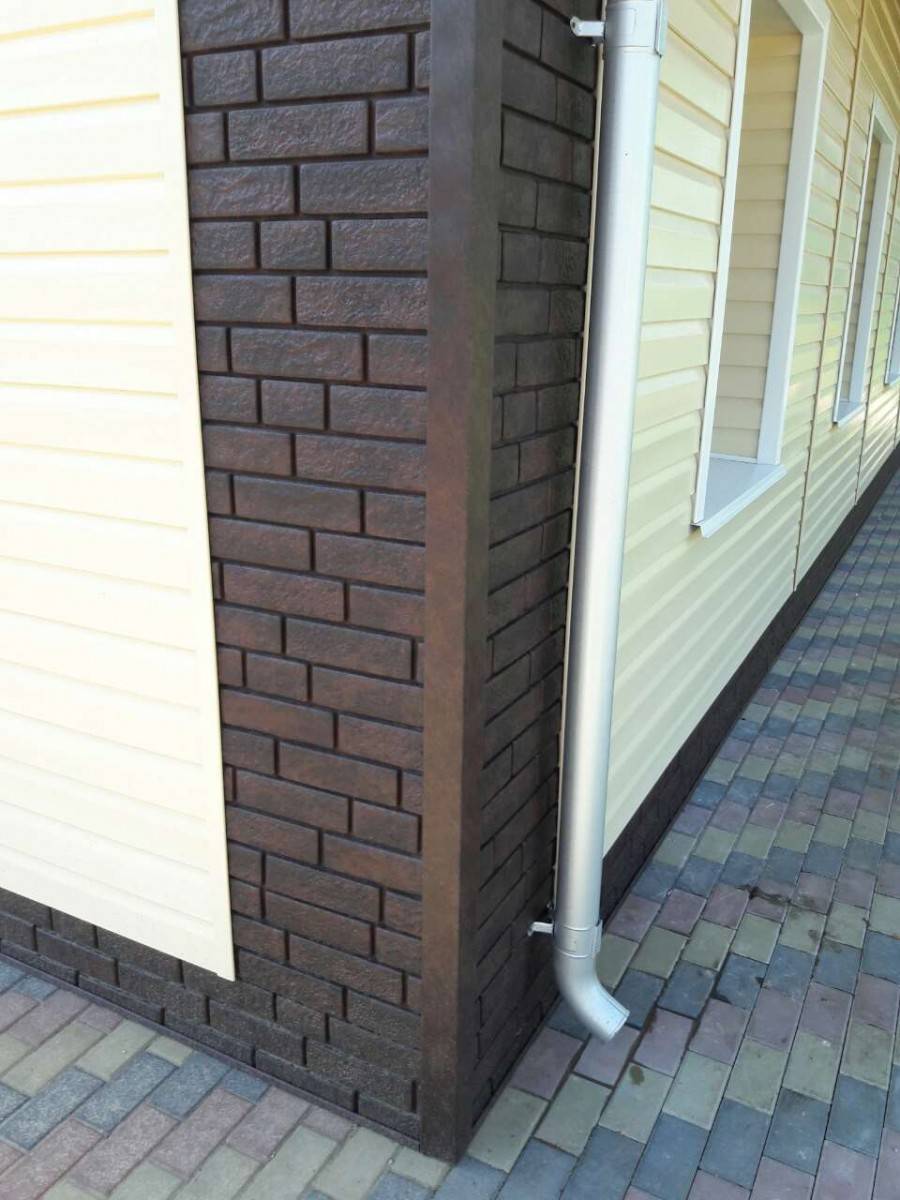 Кирпич коричневый