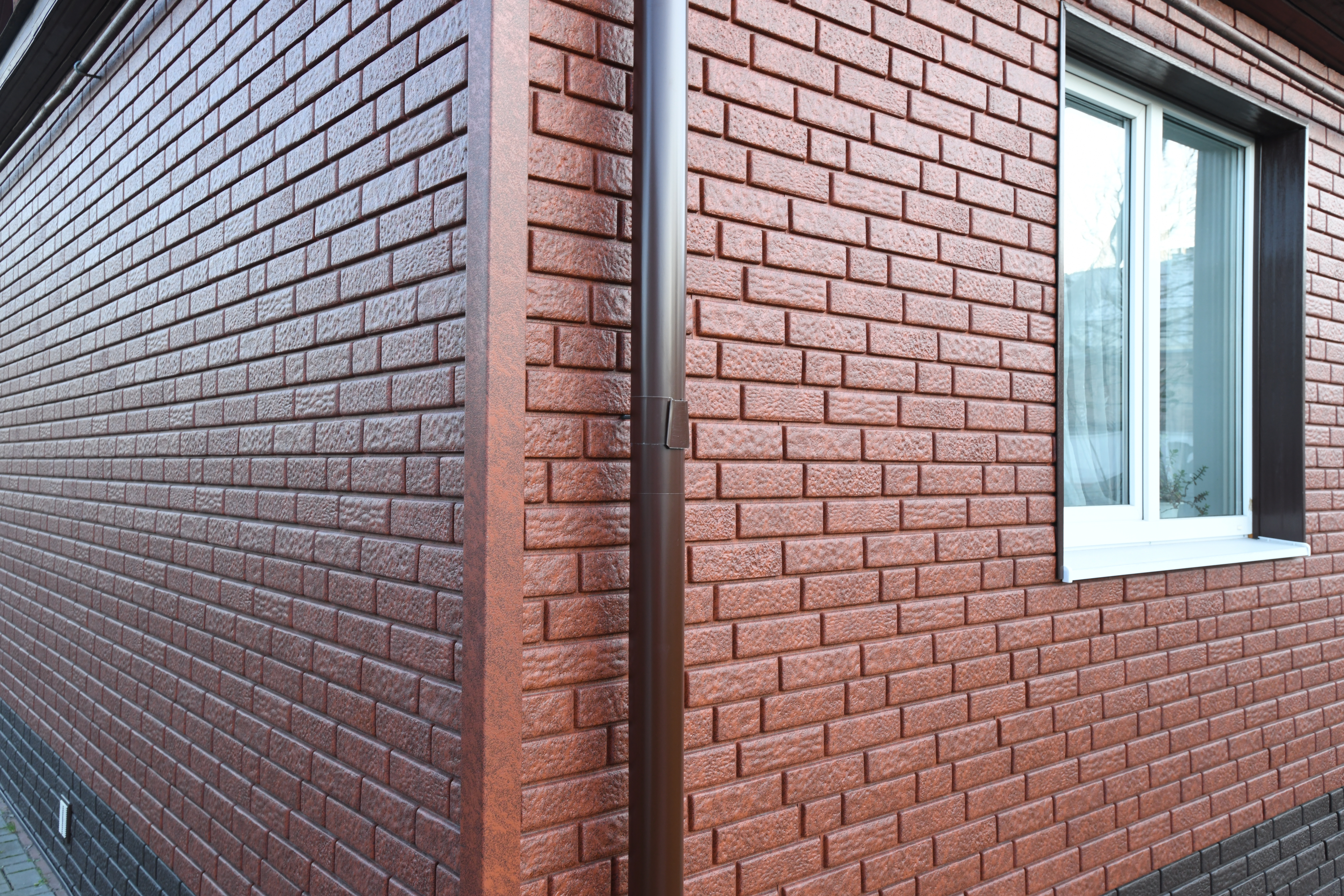 Кирпич красный