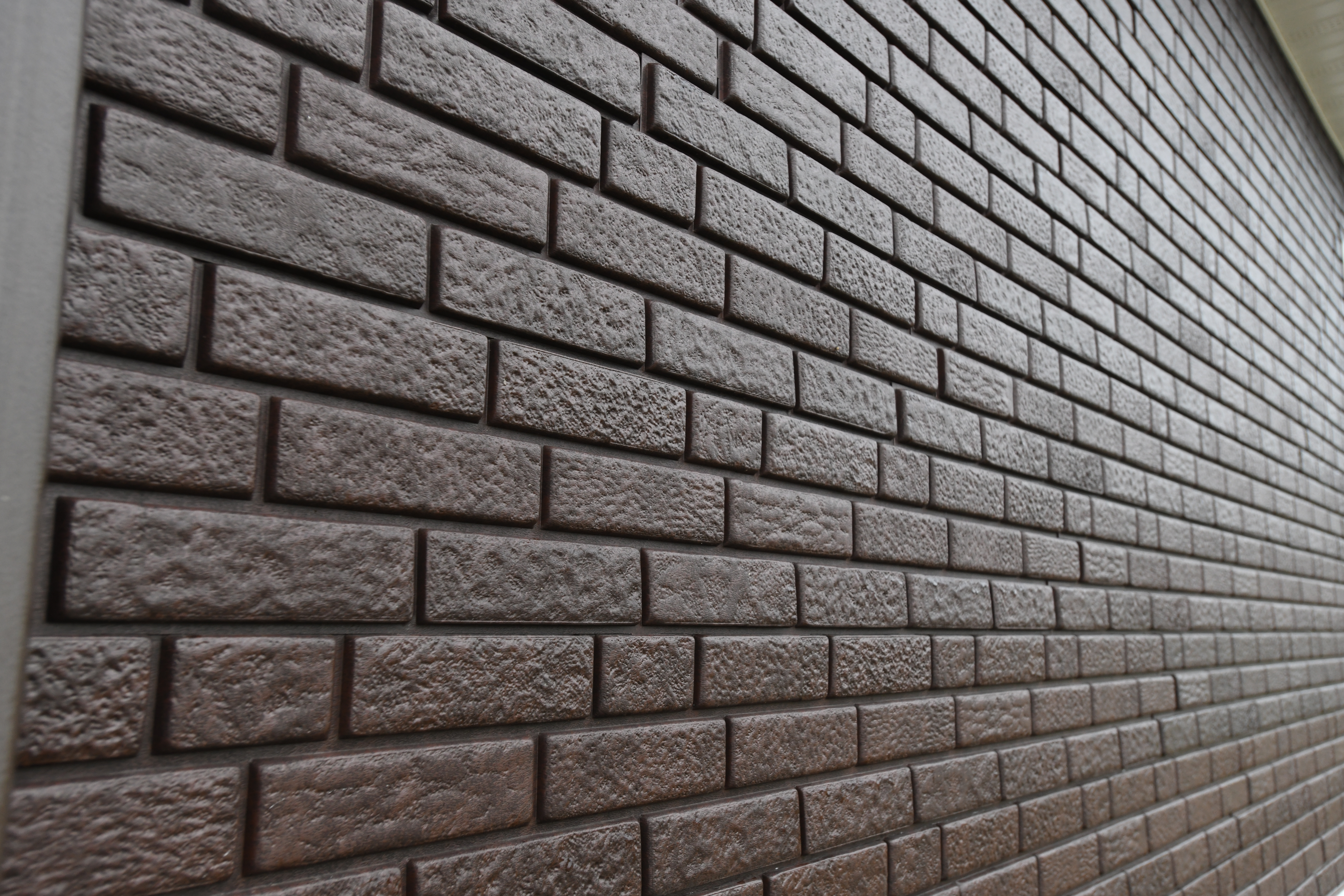 Кирпич коричневый